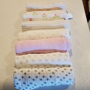 7 Muslin Blankets Girl